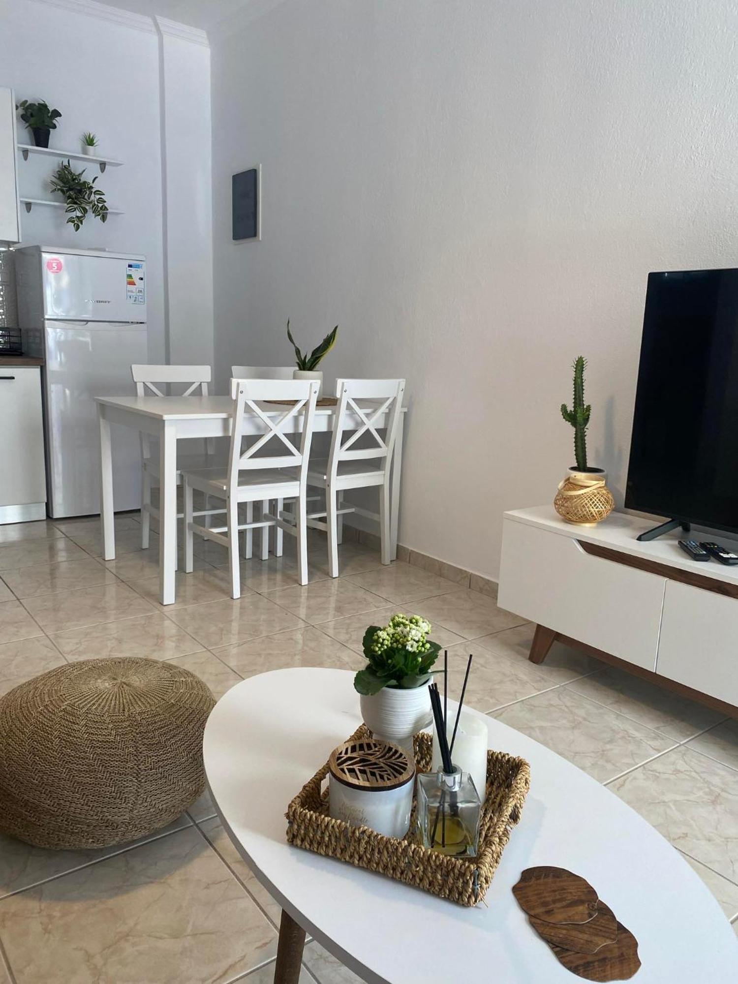 Estella's Apartment Ofrinion